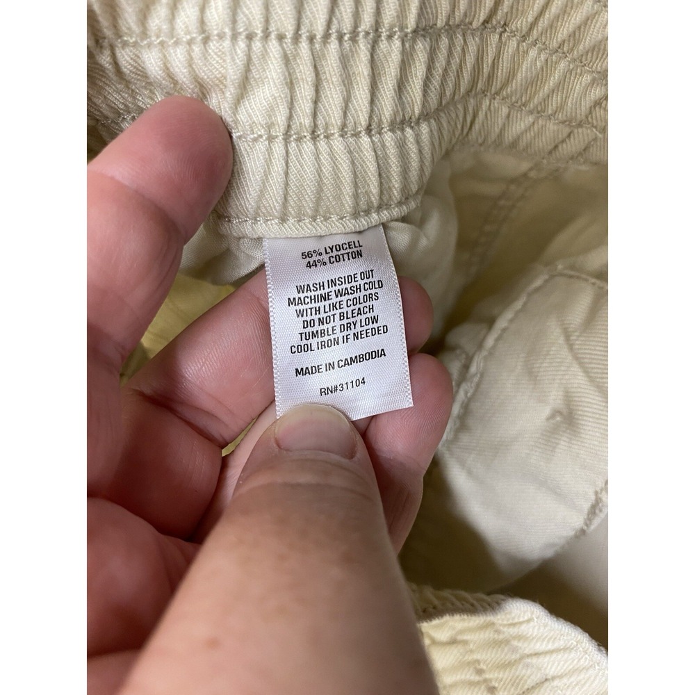 Wonderly Women's Petite Large Beige High Rise Cargo Pants Tapered Leg - Picture 7 of 11